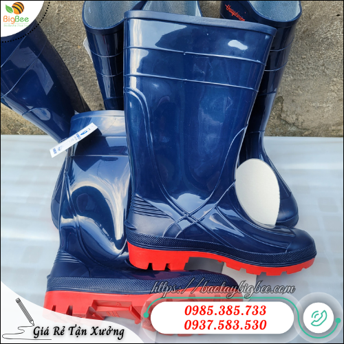 Ủng Bảo Hộ Mũi Thép Chống Va Đập – An Toàn Tuyệt Đối Khi Lao Động. Ủng Bảo Hộ Mũi Thép Chống Va Đập – An Toàn Tuyệt Đối Khi Lao Động.