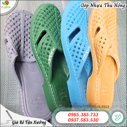 Dép tổ ong bít mũi loại dày – Mang êm chân, không gãy quai. Dép tổ ong bít mũi loại dày – Mang êm chân, không gãy quai.