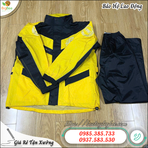 Áo mưa bộ đi xe máy vải dù PVC cao cấp chống rách hiệu quả. Áo mưa bộ đi xe máy vải dù PVC cao cấp chống rách hiệu quả.