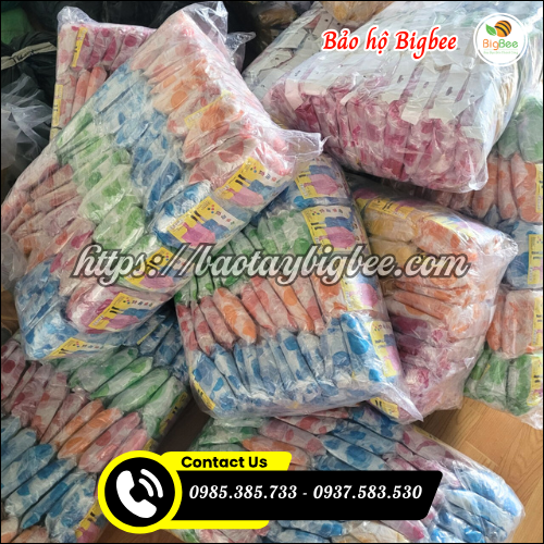 Áo mưa 1 lần giá rẻ số lượng lớn. Áo mưa 1 lần giá rẻ số lượng lớn.