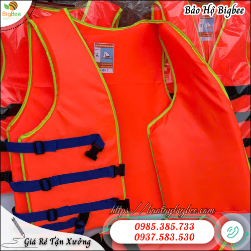 Áo phao bảo hộ cứu sinh bền chắc nổi tốt đạt chuẩn an toàn. Áo phao bảo hộ cứu sinh bền chắc nổi tốt đạt chuẩn an toàn.