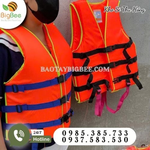 Áo phao cứu sinh giúp người dùng nổi trên mặt nước Áo phao cứu sinh giúp người dùng nổi trên mặt nước