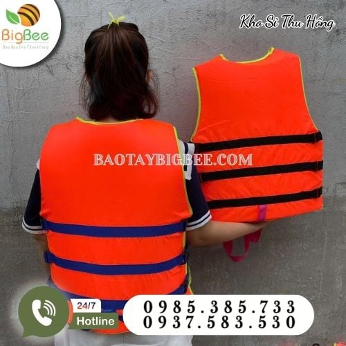 Áo phao cứu sinh được thiết kế gọn, nhẹ, dễ mang Áo phao cứu sinh được thiết kế gọn, nhẹ, dễ mang