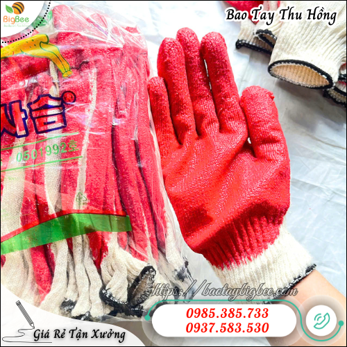 Găng tay nhúng nhựa đỏ bảo hộ lao động giá rẻ dùng được lâu dài. Găng tay nhúng nhựa đỏ bảo hộ lao động giá rẻ dùng được lâu dài.