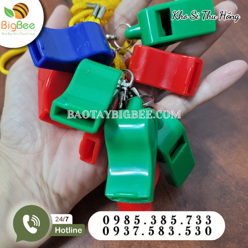 Còi nhựa thổi âm thanh to rõ vang Còi nhựa thổi âm thanh to rõ vang
