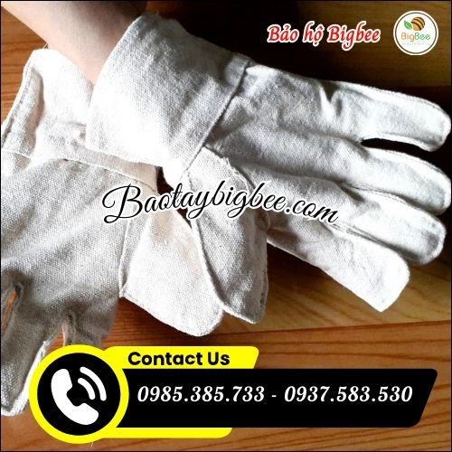 Găng tay bảo hộ lao động vải bạt giá tại xưởng. Găng tay bảo hộ lao động vải bạt giá tại xưởng.