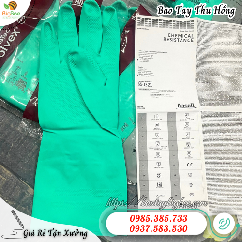 Găng tay cao su dùng trong phòng thí nghiệm, xưởng dược, hóa chất. Găng tay cao su dùng trong phòng thí nghiệm, xưởng dược, hóa chất.