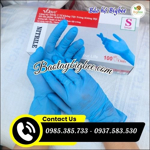 Găng tay cao su y tế sử dụng 1 lần. Găng tay cao su y tế sử dụng 1 lần.