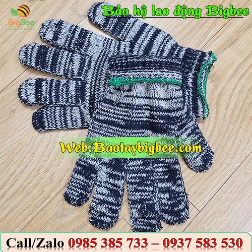 Găng tay bảo hộ len muối tiêu 60 gram. Găng tay bảo hộ len muối tiêu 60 gram.