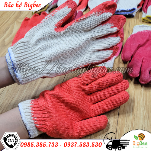 Bảo Hộ Tốt – Làm Việc Hiệu Quả – Nhờ Găng Tay Nhúng Nhựa Chống Trượt. Bảo Hộ Tốt – Làm Việc Hiệu Quả – Nhờ Găng Tay Nhúng Nhựa Chống Trượt.