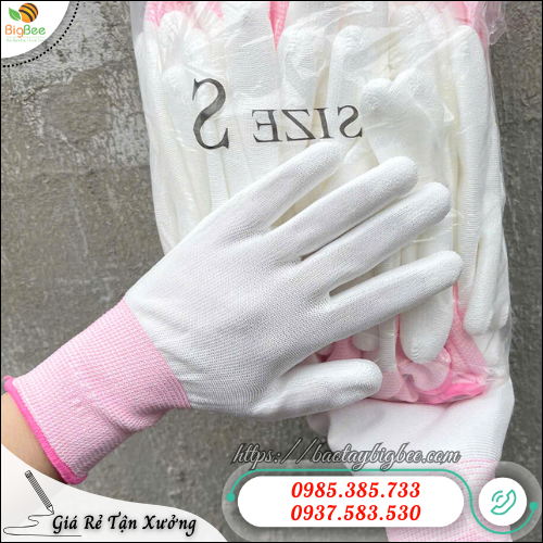 Găng tay bảo hộ phủ PU chống tĩnh điện cho ngành điện tử. Găng tay bảo hộ phủ PU chống tĩnh điện cho ngành điện tử.