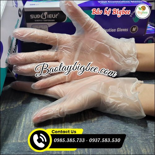 Găng tay vinyl dẻo dai chống nước. Găng tay vinyl dẻo dai chống nước.