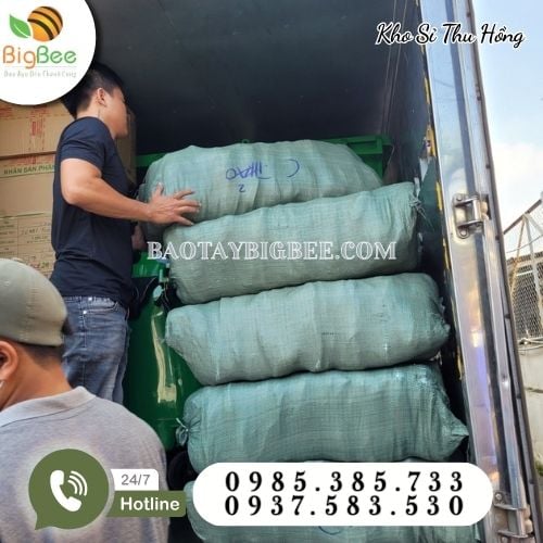 Hoạt động xuất kho găng tay bảo hộ lao động mỗi ngày tại Thu Hồng Hoạt động xuất kho găng tay bảo hộ lao động mỗi ngày tại Thu Hồng