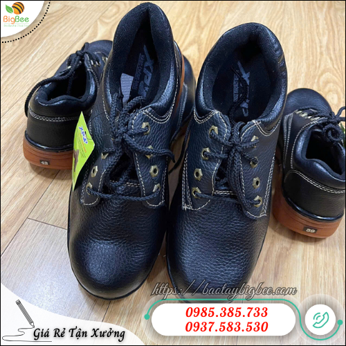 Giày Bảo Hộ Đế Kép Đẹp Bền – Sự Lựa Chọn An Toàn Cho Công Nhân. Giày Bảo Hộ Đế Kép Đẹp Bền – Sự Lựa Chọn An Toàn Cho Công Nhân.