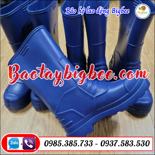 Ủng xốp giá rẻ, sử dụng nhiều lần. Ủng xốp giá rẻ, sử dụng nhiều lần.