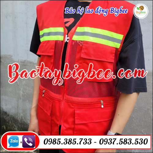 Áo phản quang gile lưới đỏ.   Áo phản quang gile lưới đỏ.