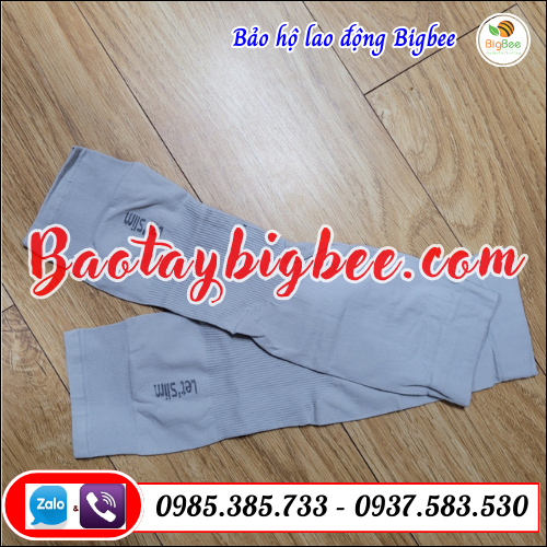 Tất tay chống nắng . Tất tay chống nắng .