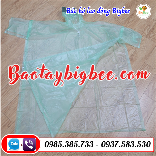 Áo mưa cánh dơi xẻ tà chống thấm. Áo mưa cánh dơi xẻ tà chống thấm.