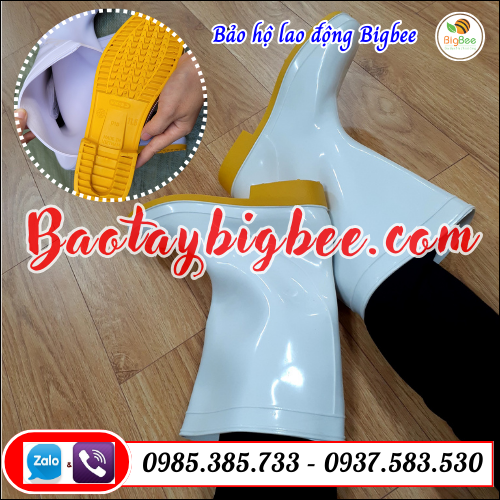 Ủng có độ bền cao, khả năng chốn trơn trợt tốt. Ủng có độ bền cao, khả năng chốn trơn trợt tốt.