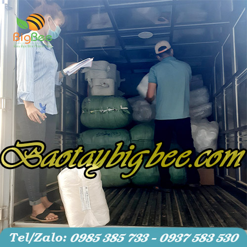 Soạn hàng đi giao buổi sáng tại công ty