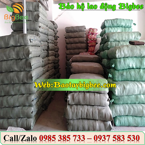 Nhân viên Thu Hồng giao bao tay đi Tây Ninh Nhân viên Thu Hồng giao bao tay đi Tây Ninh