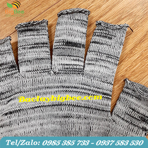 Bao tay được cắt khoảng 1 đốt tay Bao tay được cắt khoảng 1 đốt tay