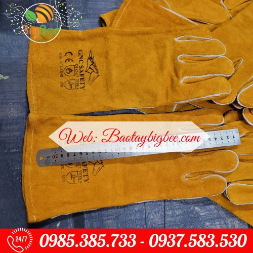 >>Găng tay có chiều dài phù hợp với người trưởng thành. >>Găng tay có chiều dài phù hợp với người trưởng thành.