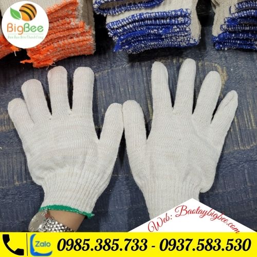 >>Găng tay len bảo hộ kem trắng. >>Găng tay len bảo hộ kem trắng.