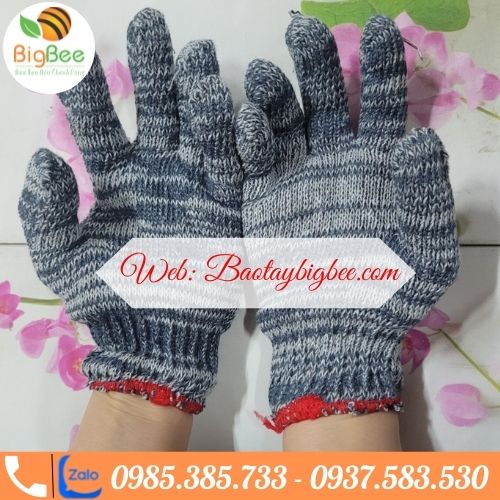 >>Găng tay đôm sát tay, mềm mại linh hoạt khi thao tác. >>Găng tay đôm sát tay, mềm mại linh hoạt khi thao tác.