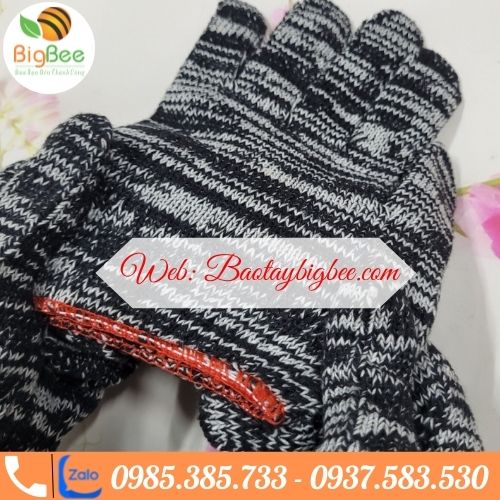 >>Găng tay được may viền chống rách và có tính co dãn tốt. >>Găng tay được may viền chống rách và có tính co dãn tốt.