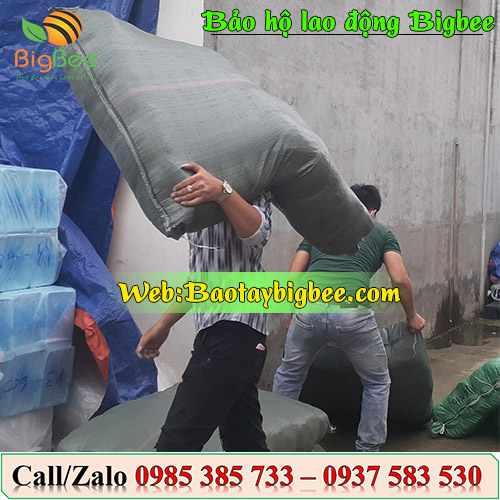 Nhân viên Thu Hồng giao bao tay đi Tây Ninh Nhân viên Thu Hồng giao bao tay đi Tây Ninh