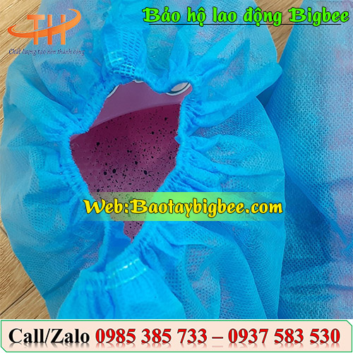 >Ưu điểm của bọc giày vải không dệt< >Ưu điểm của bọc giày vải không dệt<