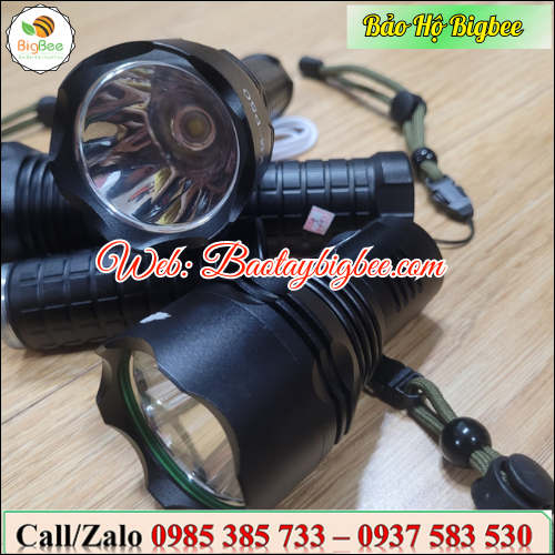 >>Đèn pin cầm tay siêu sáng. >>Đèn pin cầm tay siêu sáng.