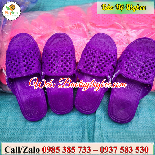 >>Nhiều cỡ dép, mang vừa vặn, êm chân cho bé. >>Nhiều cỡ dép, mang vừa vặn, êm chân cho bé.