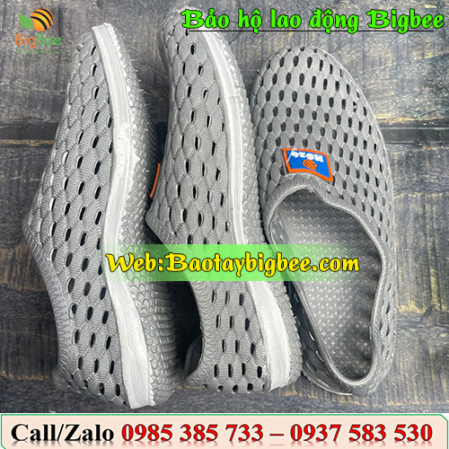 Dép rọ đi mưa, giày nhựa giá rẻ. Dép rọ đi mưa, giày nhựa giá rẻ.