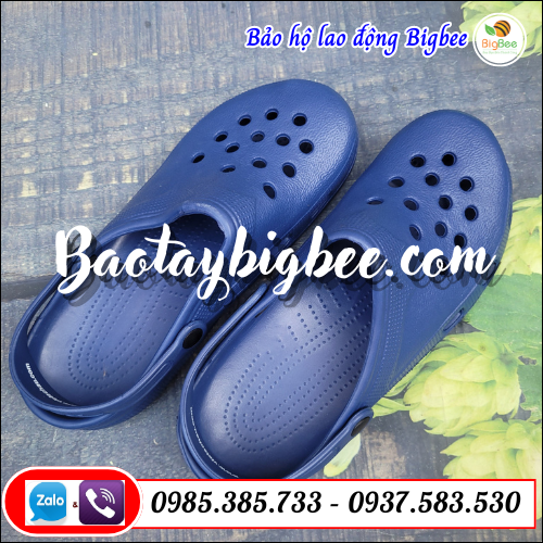 Dép sục đế xuồng crocs giá rẻ. Dép sục đế xuồng crocs giá rẻ.