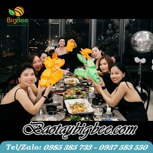 Dép tổ ong - trào lưu của giới trẻ Dép tổ ong - trào lưu của giới trẻ