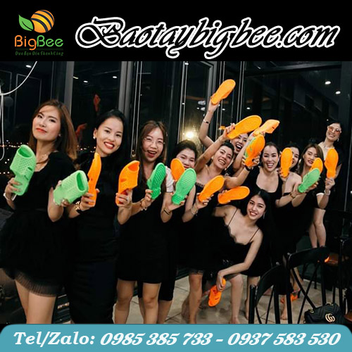 Dép tổ ong - trào lưu của giới trẻ Dép tổ ong - trào lưu của giới trẻ