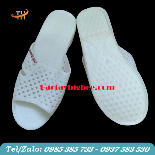 Dép tổ ong còn có tên là "dép nhựa siêu bền" Dép tổ ong còn có tên là "dép nhựa siêu bền"