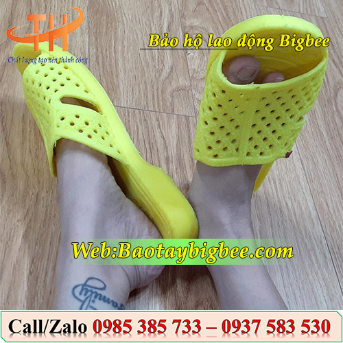 Dép tổ ong màu vàng Dép tổ ong màu vàng