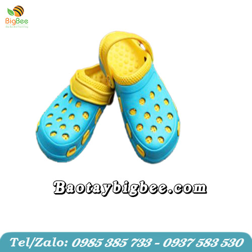 Dép mọi có chi tiết massa lòng bàn chân Dép mọi có chi tiết massa lòng bàn chân