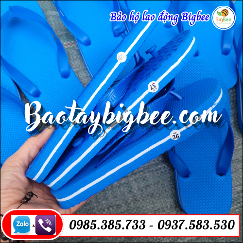Chất liệu xốp nhẹ, bền, êm chân. Chất liệu xốp nhẹ, bền, êm chân.