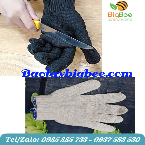 Găng tay chống cắt và găng tay len kem. Găng tay chống cắt và găng tay len kem.