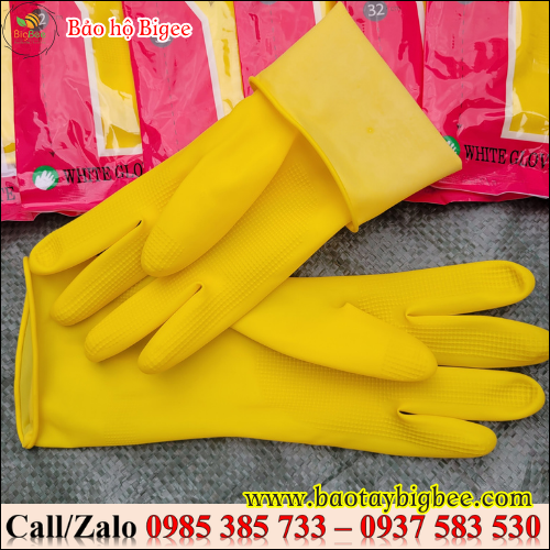 Găng tay có khả năng chống trơn cao, cầm nắm linh hoạt.  Găng tay có khả năng chống trơn cao, cầm nắm linh hoạt.