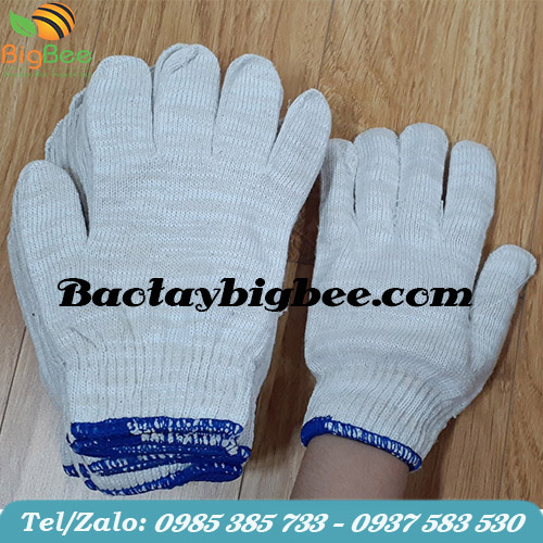 Găng tay len kem. Găng tay len kem.