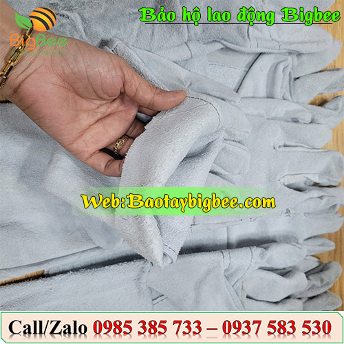 >>Găng tay có chất liệu mềm mại, an toàn cho da. >>Găng tay có chất liệu mềm mại, an toàn cho da.