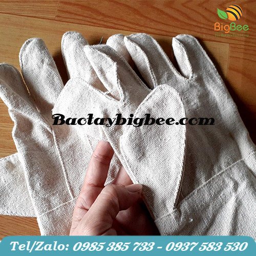 Vải bạt có đặc điểm thô cứng và rất bền Vải bạt có đặc điểm thô cứng và rất bền