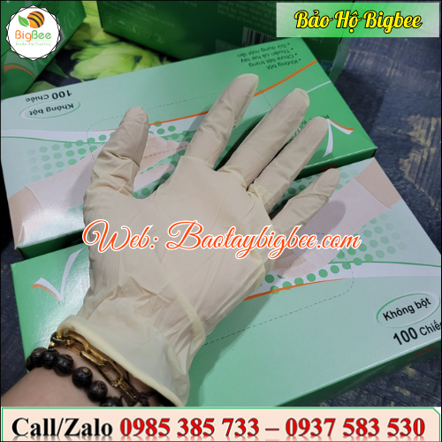 ...Có khả năng kháng nước, kháng khuẩn, ôm sát tay... ...Có khả năng kháng nước, kháng khuẩn, ôm sát tay...