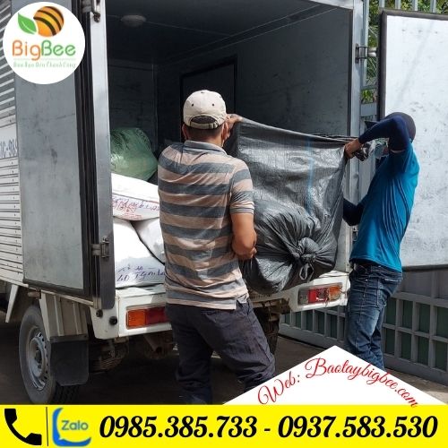 >>Đơn hàng 200 đôi dép tổ ong trẻ em giá rẻ giao cho khách. >>Đơn hàng 200 đôi dép tổ ong trẻ em giá rẻ giao cho khách.