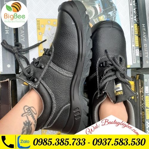 >>Giày có khả năng thông thoáng cao, khả năng bảo hộ tốt. >>Giày có khả năng thông thoáng cao, khả năng bảo hộ tốt.